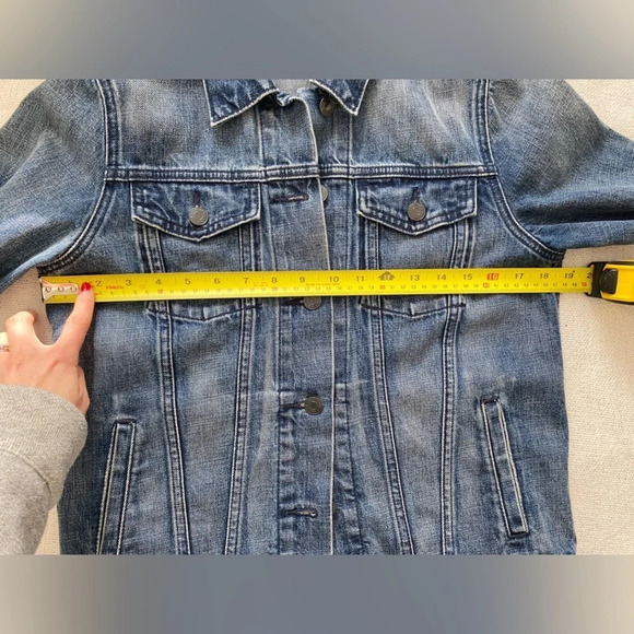 GAP 100% Cotton Jean Denim Jacket Medium Wash Size S - Picture 10 of 11